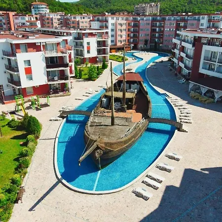 Yana Privilege Elinite Apartman *