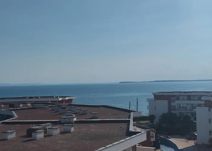 Yana Privilege Elinite Apartament