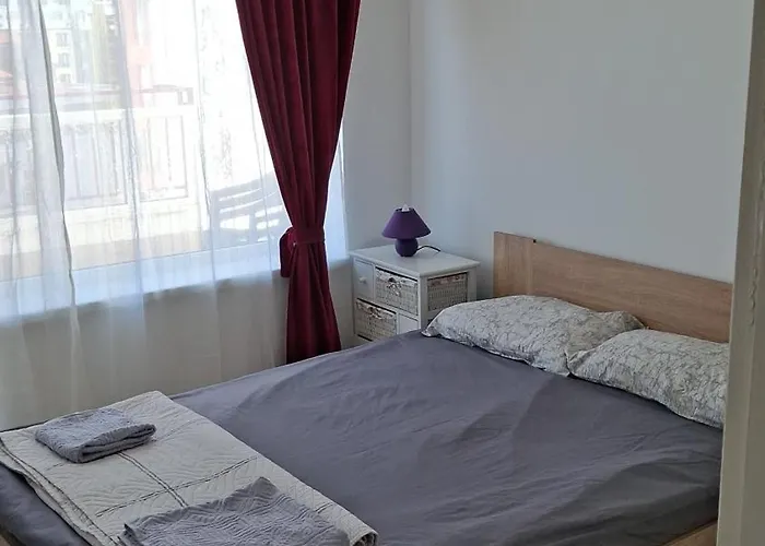 Yana Privilege Elinite Apartament *